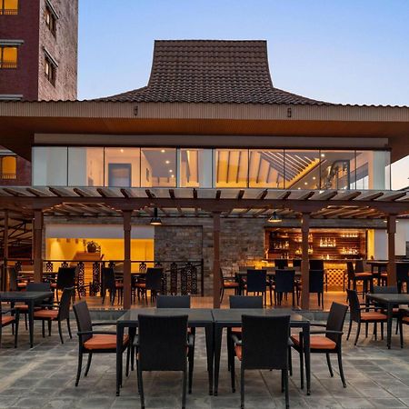 Hotel Ramada By Wyndham Kathmandu Dhumbarahi Extérieur photo