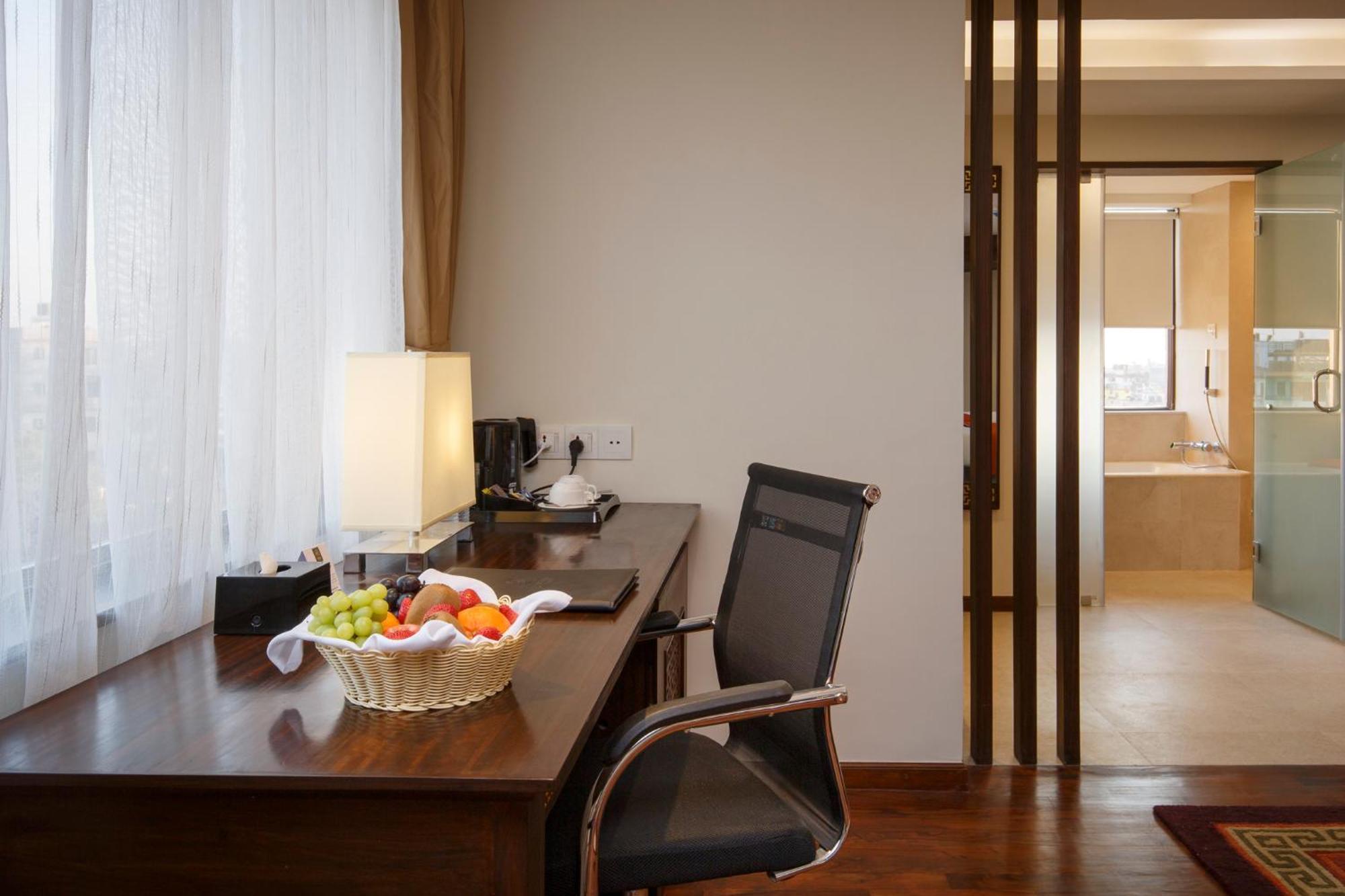 Hotel Ramada By Wyndham Kathmandu Dhumbarahi Extérieur photo