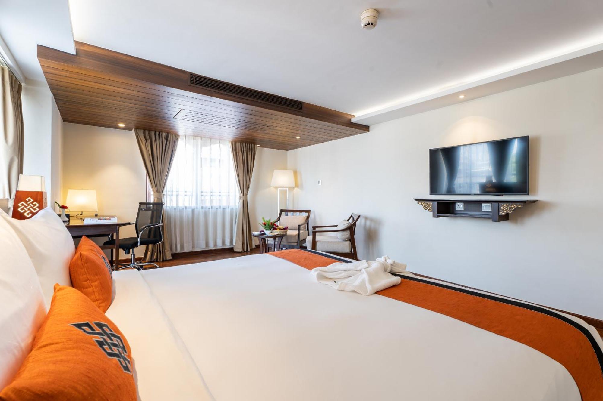 Hotel Ramada By Wyndham Kathmandu Dhumbarahi Extérieur photo
