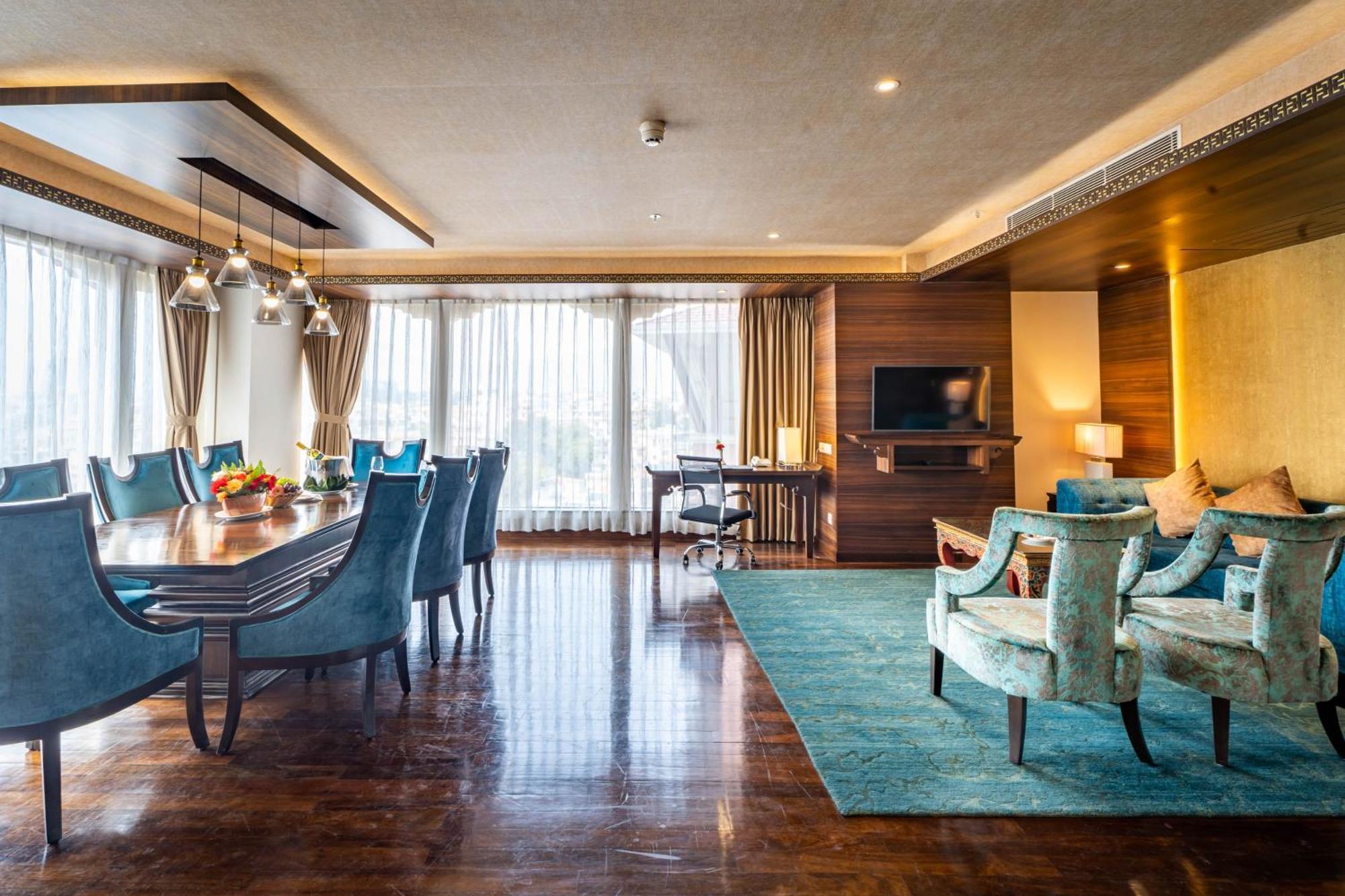 Hotel Ramada By Wyndham Kathmandu Dhumbarahi Extérieur photo