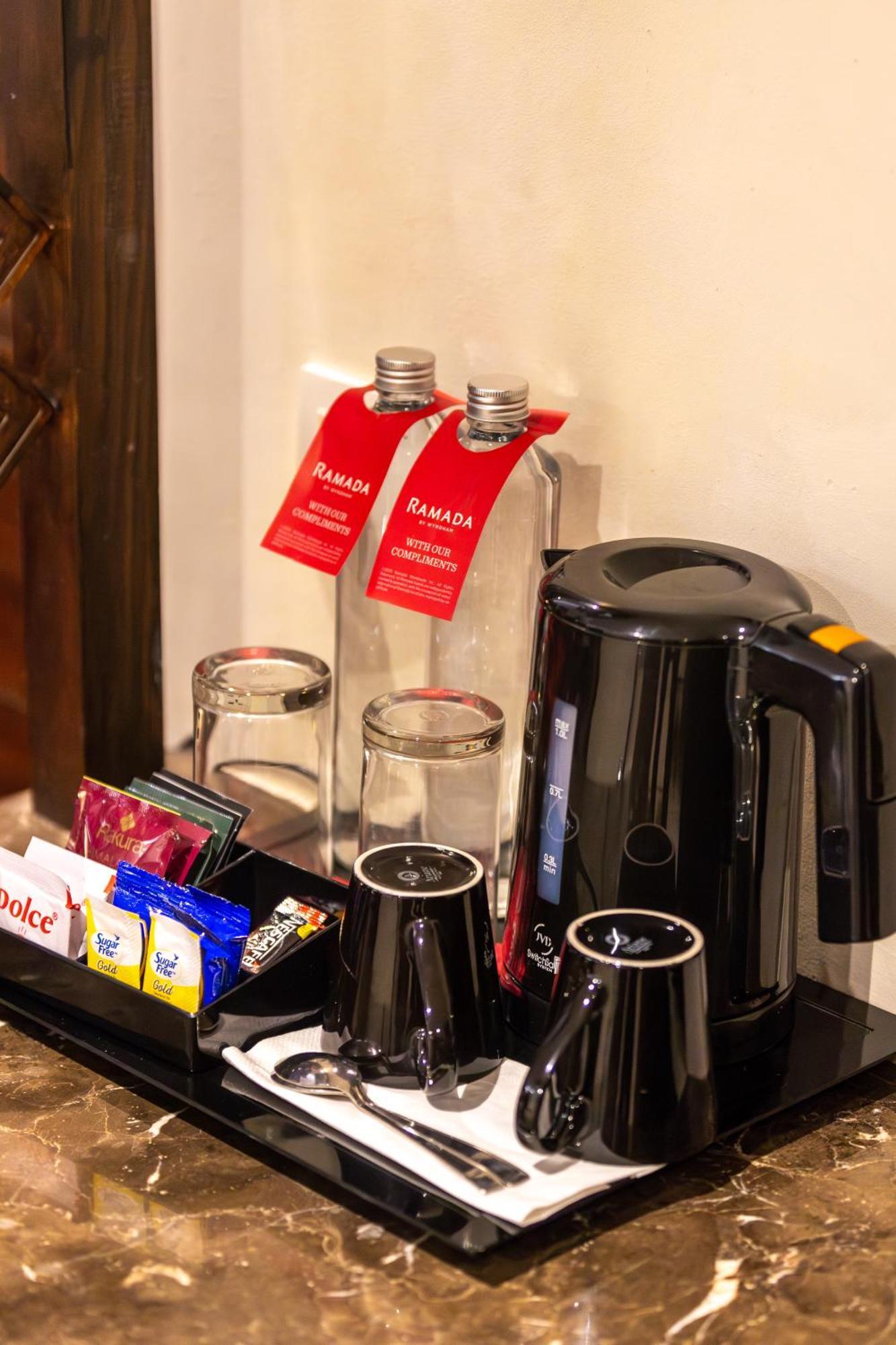 Hotel Ramada By Wyndham Kathmandu Dhumbarahi Extérieur photo