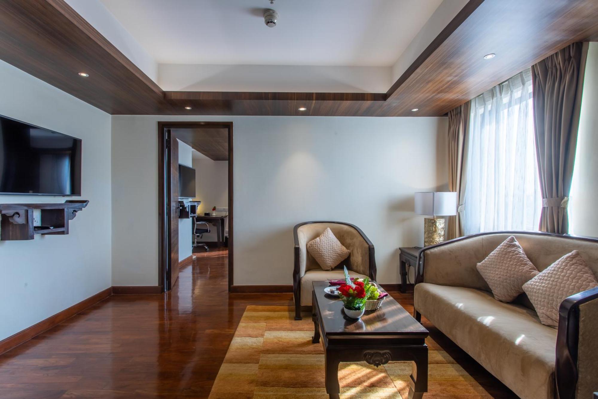 Hotel Ramada By Wyndham Kathmandu Dhumbarahi Extérieur photo